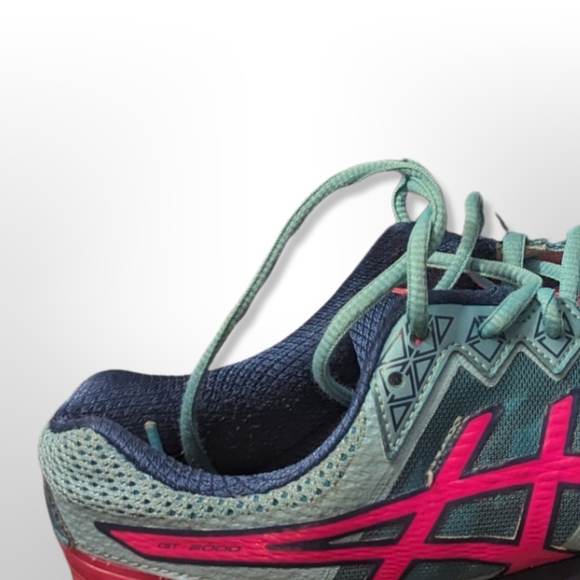 Runners size 10 | Clover 🍀 | Free Local Delivery + Same Day Shipping ⚡♥️ - Picture 7 of 7